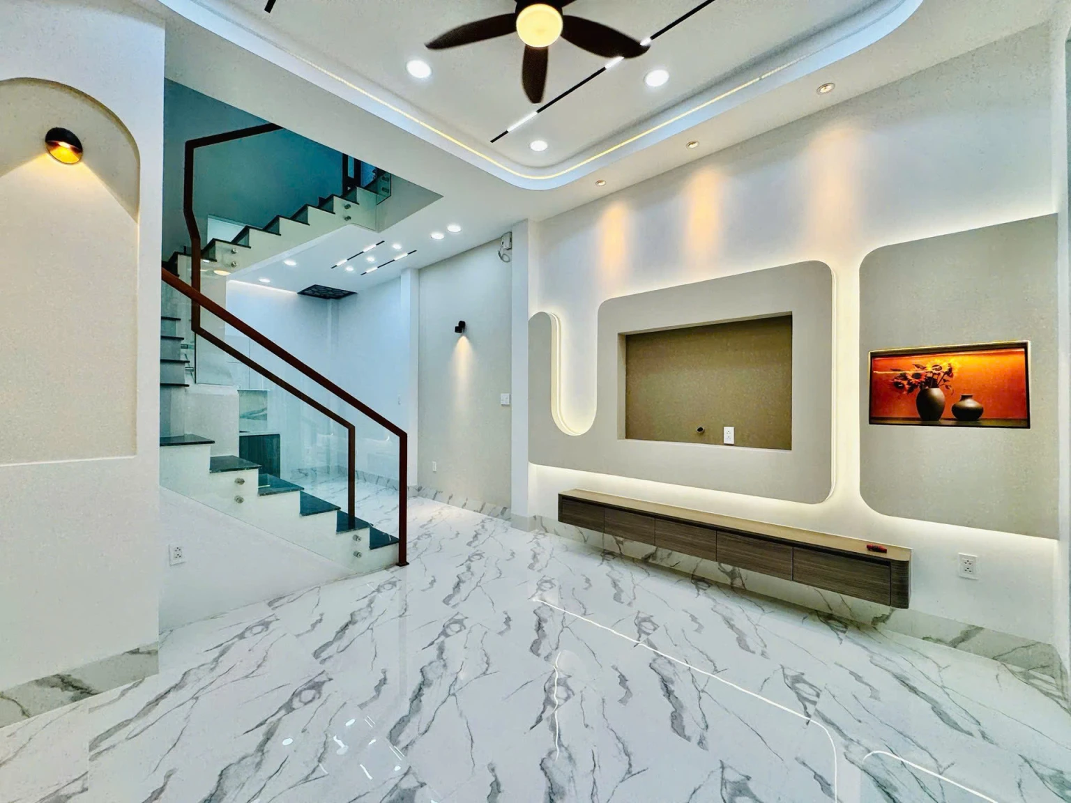 NHÀ LÊ ĐỨC THỌ - 3 TẦNG - 45M2 - XE HƠI TỚI CỬA - NHỈNH 5🧄- PHÁP LÝ CHUẨN