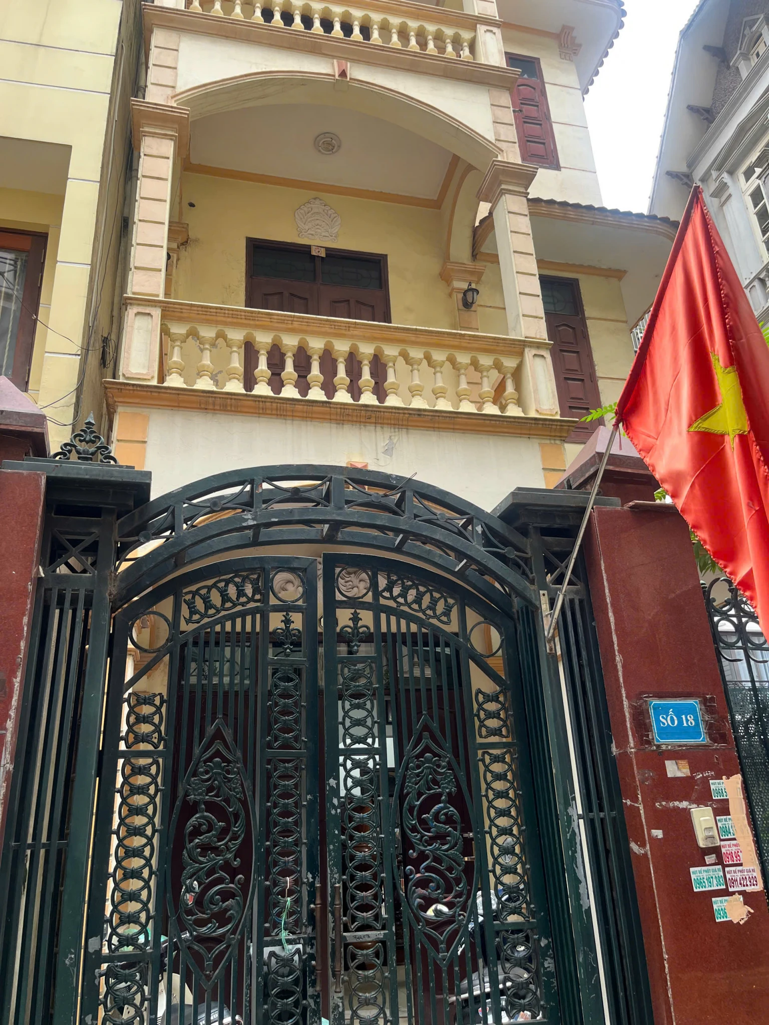 CHO THUÊ NHÀ NGUYÊN CĂN – SỐ 18 NGÕ 133 HOA BẰNG, YÊN HÒA, CẦU GIẤY