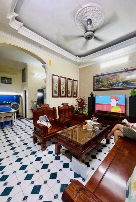 Kim ngưu bán 58M tặng nhà gần phố hai bà trưng