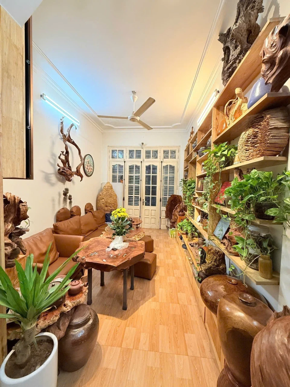 NHÀ PHỐ HOÀNG VĂN THÁI – Ô TÔ ĐỖ CỬA – KINH DOANH – DÒNG TIỀN TỐT