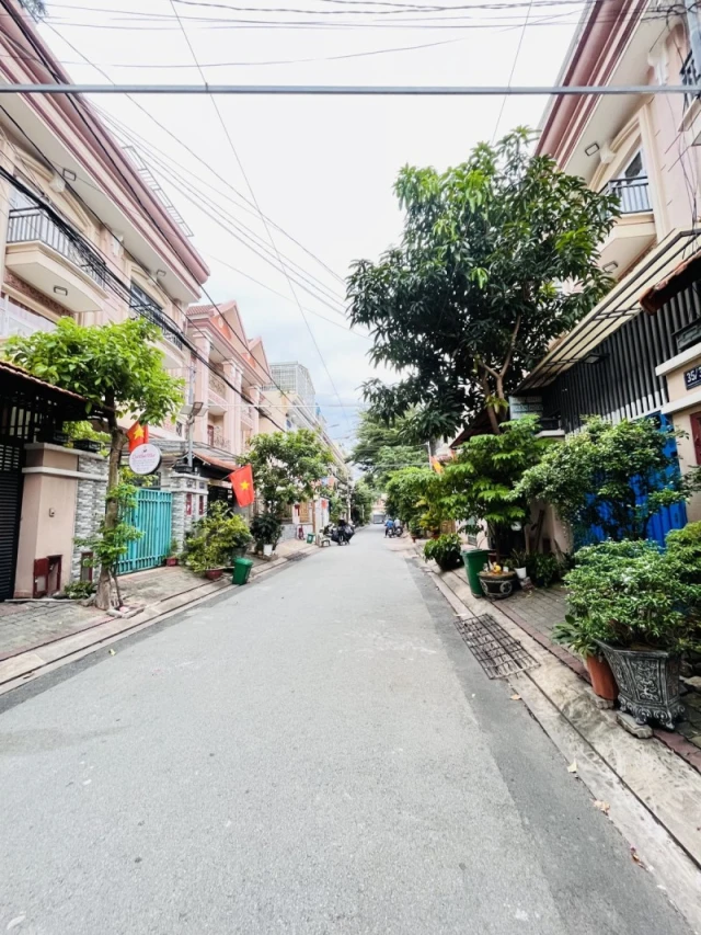 Nhà 4 Tầng BTCT - Hẻm 8m Nguyễn Thị Sáu, Phường An Phú Đông Q12