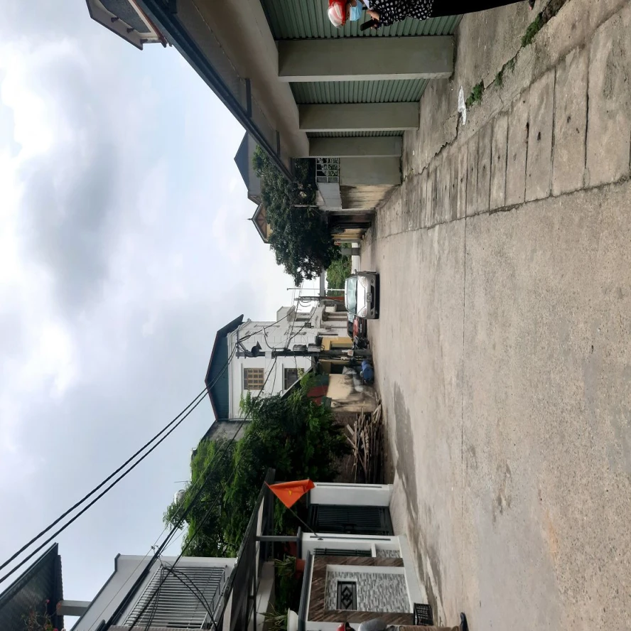 Bán đất 61m2 MT 4.2m ô tô tránh tại Trâu Quỳ, Gia Lâm giá hơn 8 tỷ. Lh 0989894845