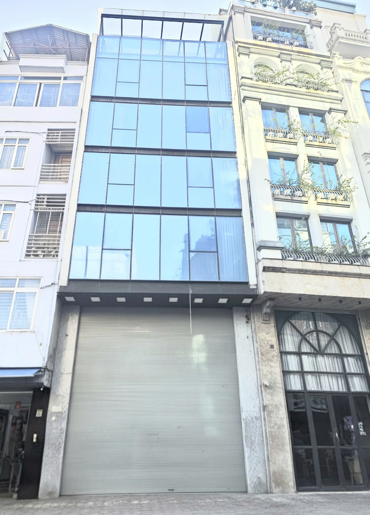 Cho thuê nhà, 91m2- 5T, Nguyễn Trường Tộ, Hàng Than, Trấn Vũ -53 tr