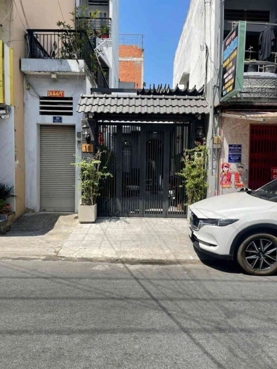 Nhà mặt phố gần Lê Thúc Hoạch, diện tích gần 100m2, giá dưới 10 tỷ