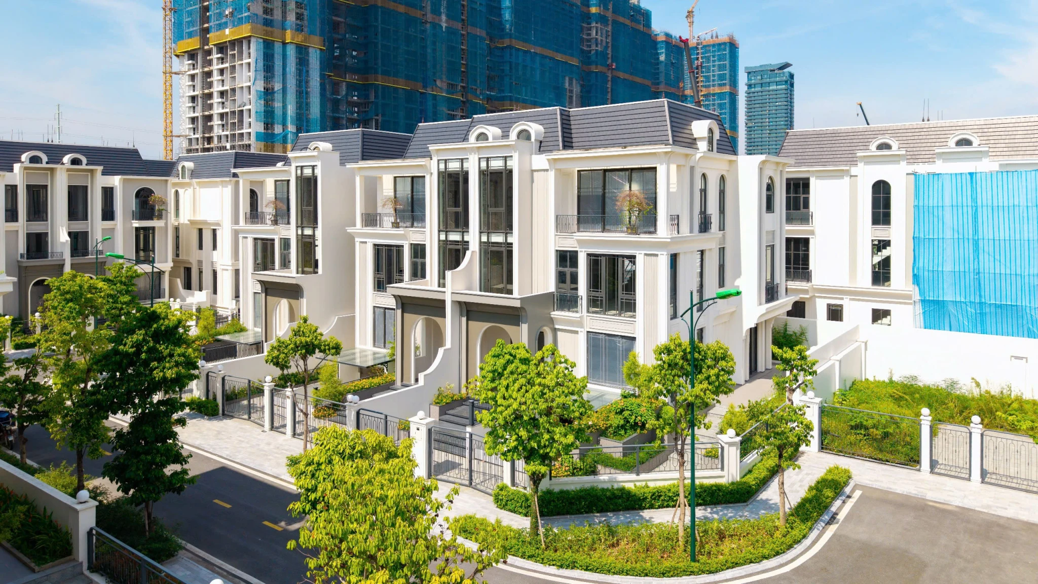 Bán liền kề 120m² Ciputra có tầng hầm – Giá 51,8 tỷ