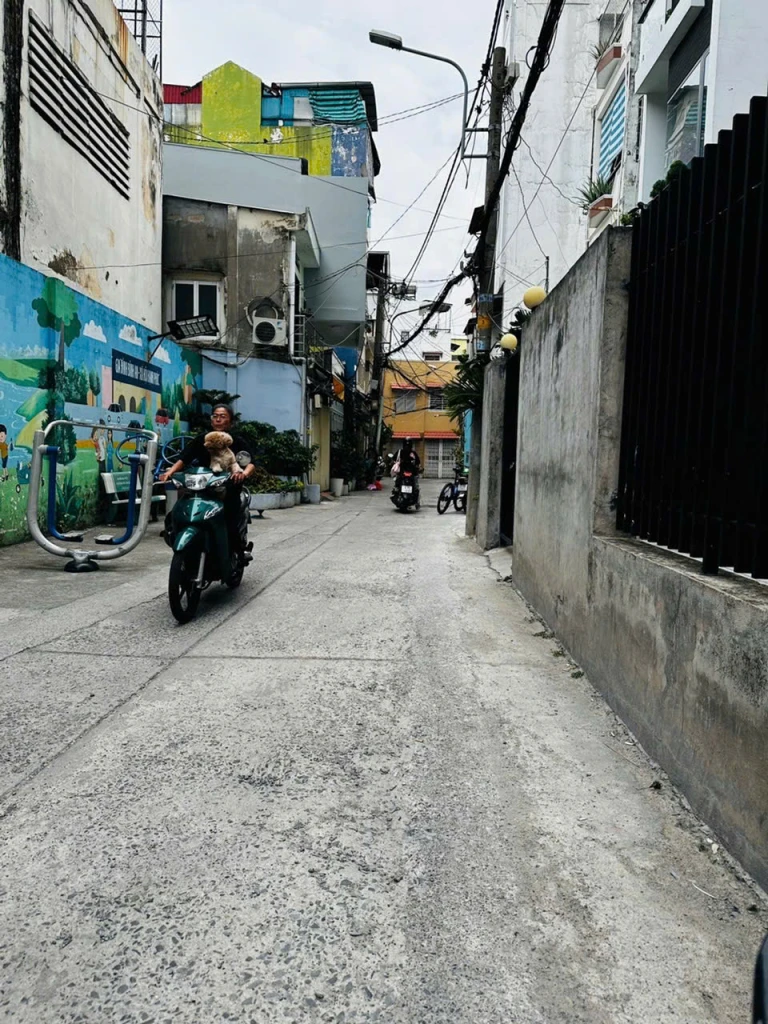 Nhà Nguyễn Trọng Tuyển Phú Nhuận 49m2, 3 PN, hẻm xe hơi, giá 8.5 tỷ
