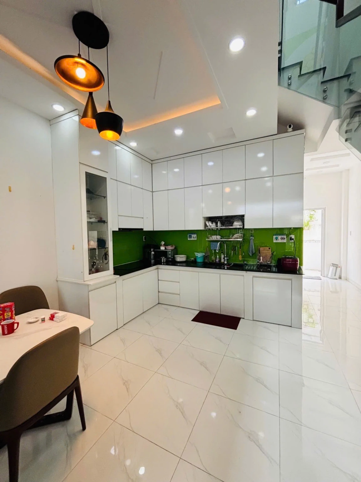 BÁN NHÀ KDC GIA HÒA BÌNH HƯNG, GẦN CÁC TRƯỜNG ĐẠI HỌC, 100M2, 3 TẦNG, GIÁ 5,99TỶ