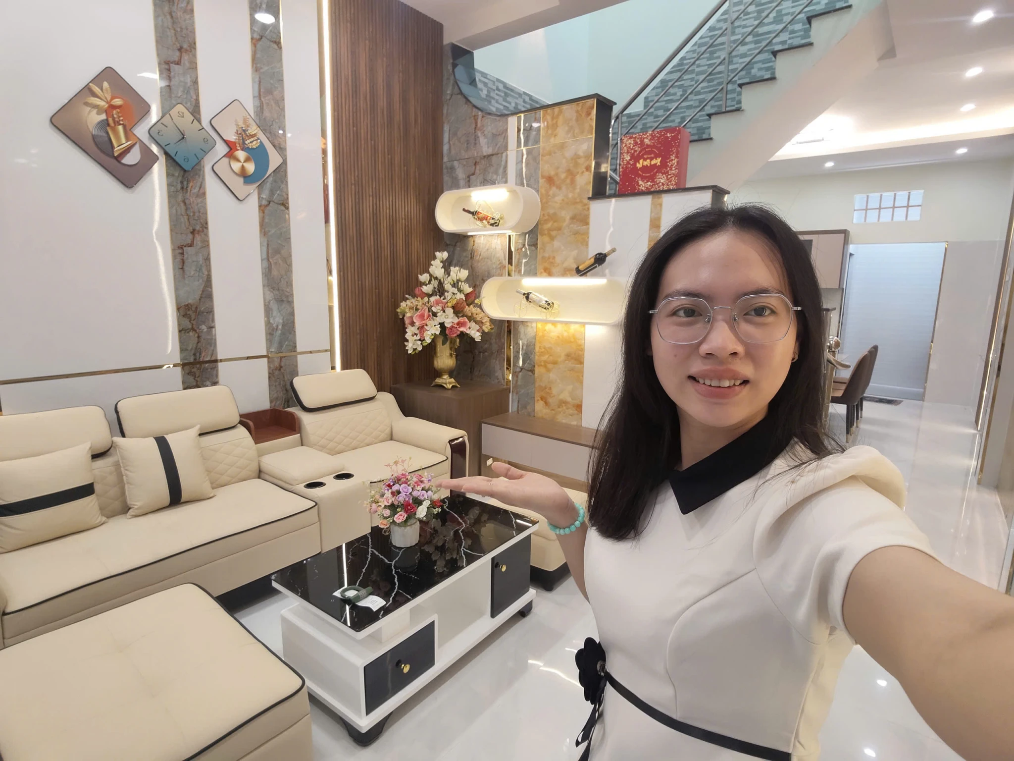 Ngay chợ Tân Hương, nhà 75m² full nội thất chỉ 6Đ lớn
