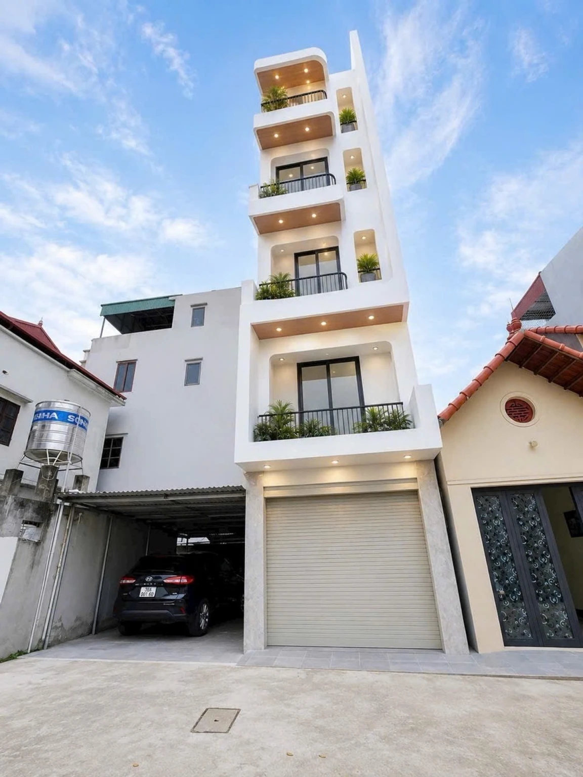 Nhà mới Thạch Bàn 10 tỷ 45m ô tô gara,sổ đỏ long biên