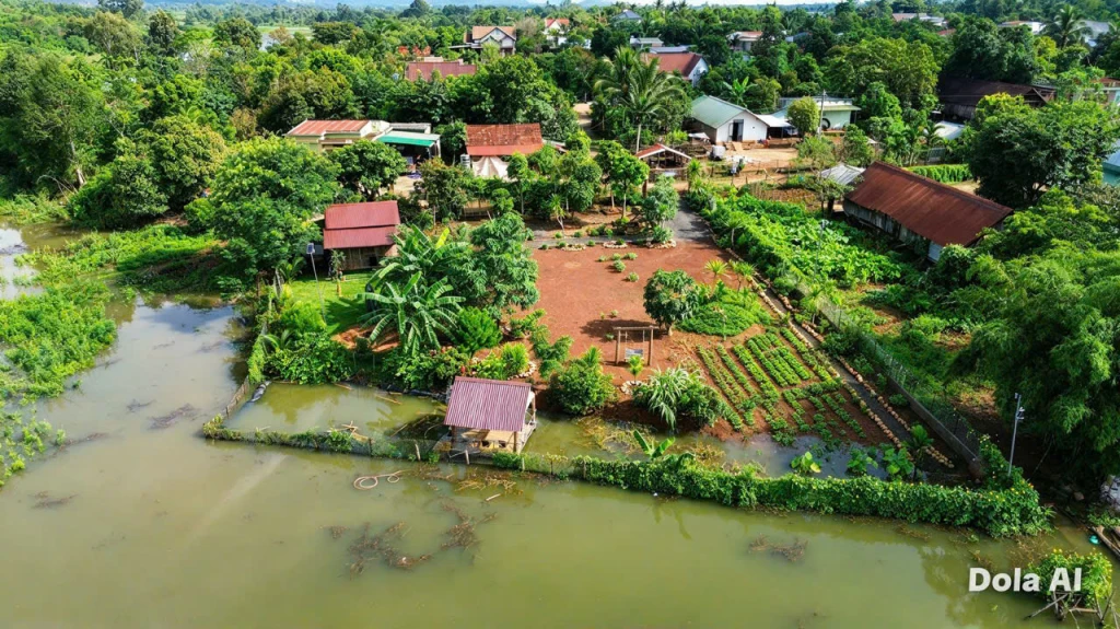 Chỉ 2 tỷ xxx sở hữu quỹ đất đẹp view hồ, nhà gỗ sẵn, mặt tiền đường bê tông, đường quy hoạch 12m