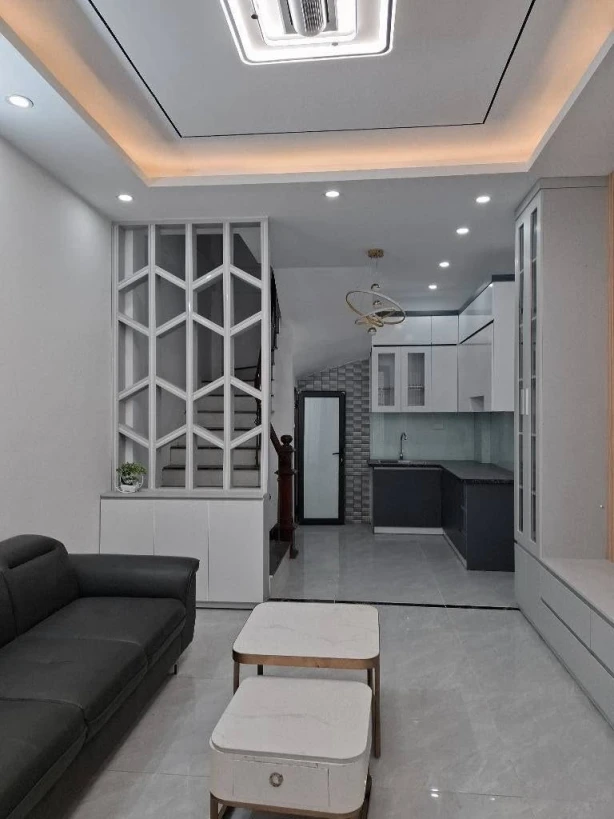 BÁN NHÀ THẠCH BÀN - LONG BIÊN - 5 TẦNG ĐẸP, Ô TÔ ĐỖ CỬA