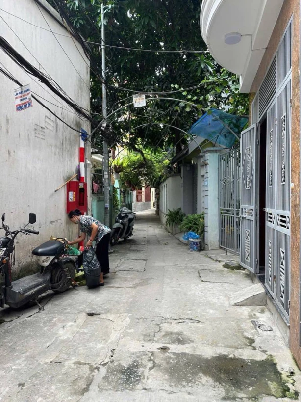 36m, 4 tầng, 3 ngủ s.ổ vuông. 7 tỷ Bằng A, Linh Đàm