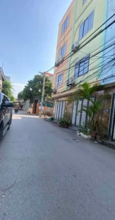 Chính chủ cần bán lô đất bắc từ liêm-gần học viện cảnh sát nd- trước nhà 2 oto tránh-50m2 4.8m mặt tiền chỉ hơn 7ty