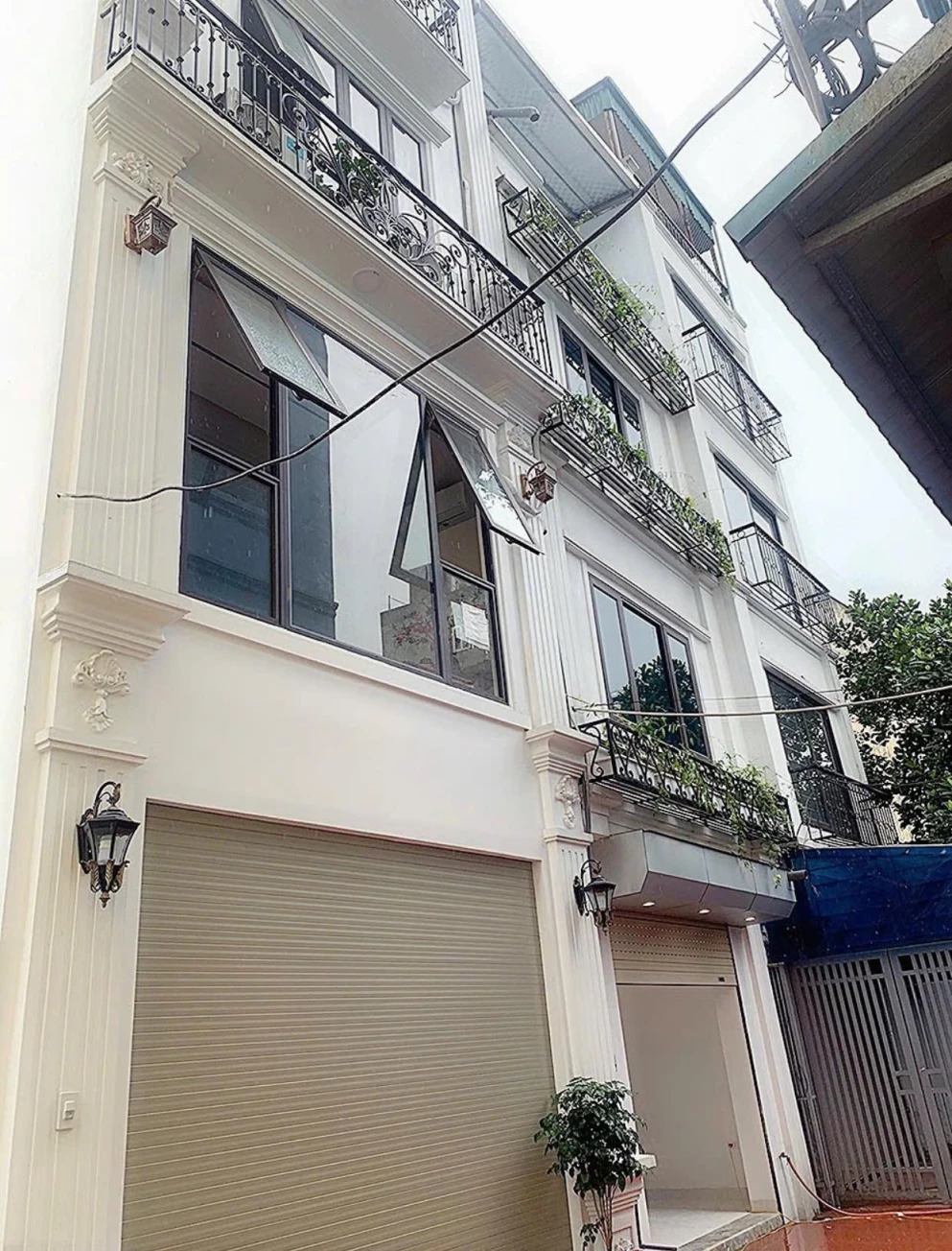 Hơn 4 tỷ  Nhà Thị Trấn Trâu Quỳ, Bình Minh, Gia Lâm ( lên Quận ) Ngõ nông rộng thông thoáng Ôtô vào tận cửa.