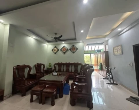 🔥 HIẾM! NHÀ 3 TẦNG – ĐƯỜNG NHỰA – Ô TÔ – NGAY CHỢ – KINH DOANH CỰC ĐỈNH 🔥