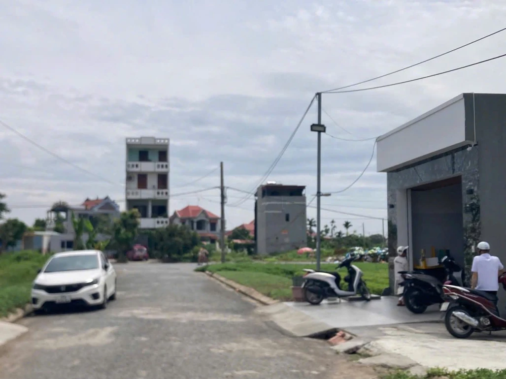 BÁN GẤP THỬA ĐẤT hướng Đông Nam DUY NHẤT