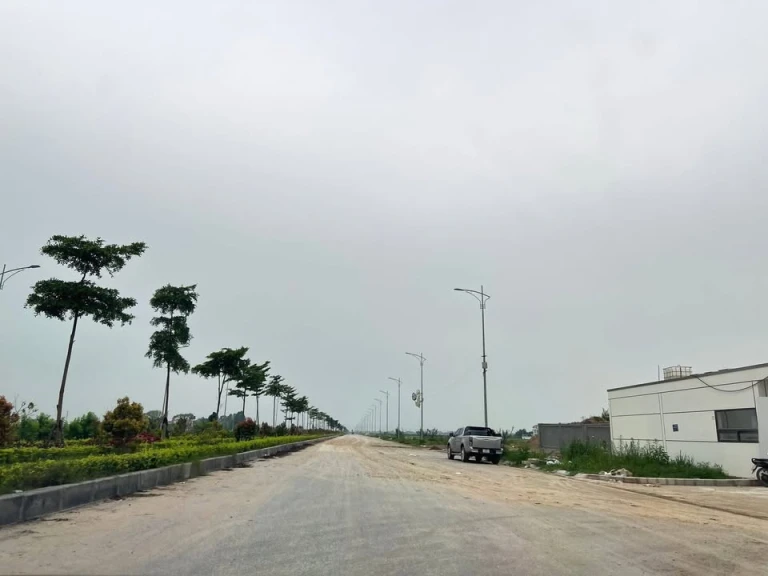 NẾU QUÝ ANH CHỊ CÒN ĐANG LO LẮNG SỢ ĐẦU TƯ VÀO ĐẤT QUY HOẠCH SÂN BAY. THÌ ĐÂY SE LÀ LỰA CHỌN AN TOÀN VÀ TIỀM NĂNG NHẤT HIỆN NAY :
