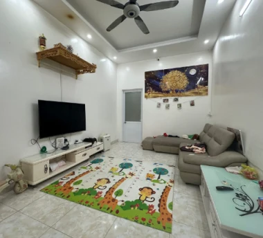 Cần bán căn nhà cấp 4 Mặt phố Bùi Thị Xuân - Hải Dương