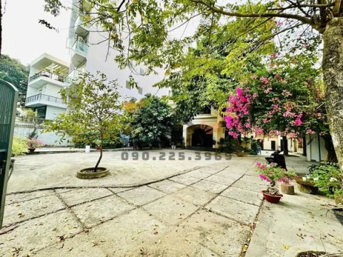 CHO THUÊ BIỆT THỰ SÂN VƯỜN RỘNG – NGAY TRUNG TÂM QUẬN BÌNH THẠNH