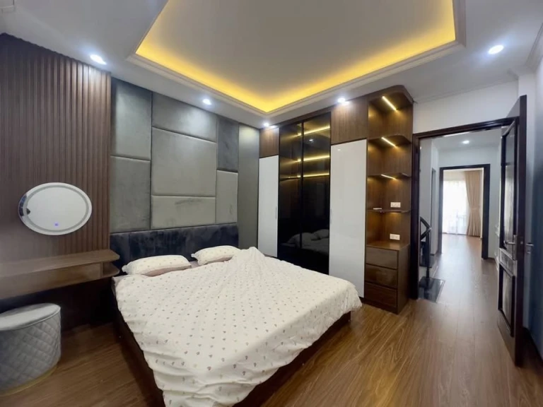 BÁN NHÀ XUÂN LA – 6 TẦNG MỚI ĐẸP – CÁCH Ô TÔ TRÁNH CHỈ 30M