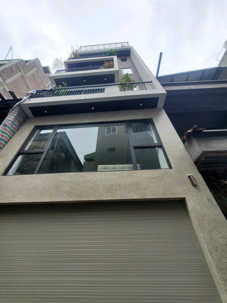 Bán nhà Bát Khối,Cổ Linh 7 tầng,51m,mt5.5m oto vào nhà nhỉnh 12 tỷ