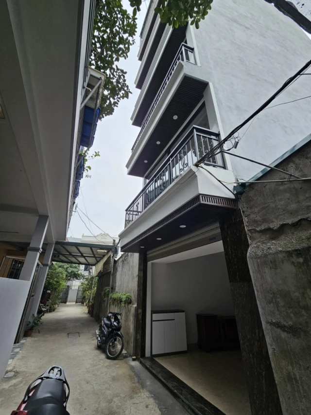 Bán nhà Nguyễn Lam,Phúc Đồng 6 tầng,41m,mt4.5m oto vào nhà nhỉnh 10 tỷ