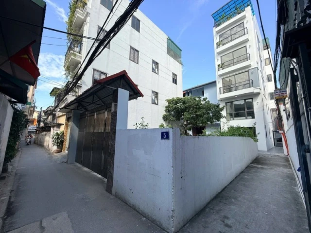 Bán nhà Sài Đồng,Long Biên 6 tầng,40m,mt4.4m oto đỗ cổng nhỉnh 8 tỷ