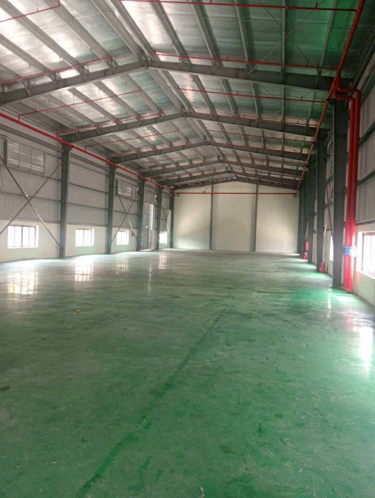 CHO THUÊ KHO XƯỞNG 900m² Tại KCN THANH LIÊM – PCCC Tự Động, Nền Epoxy