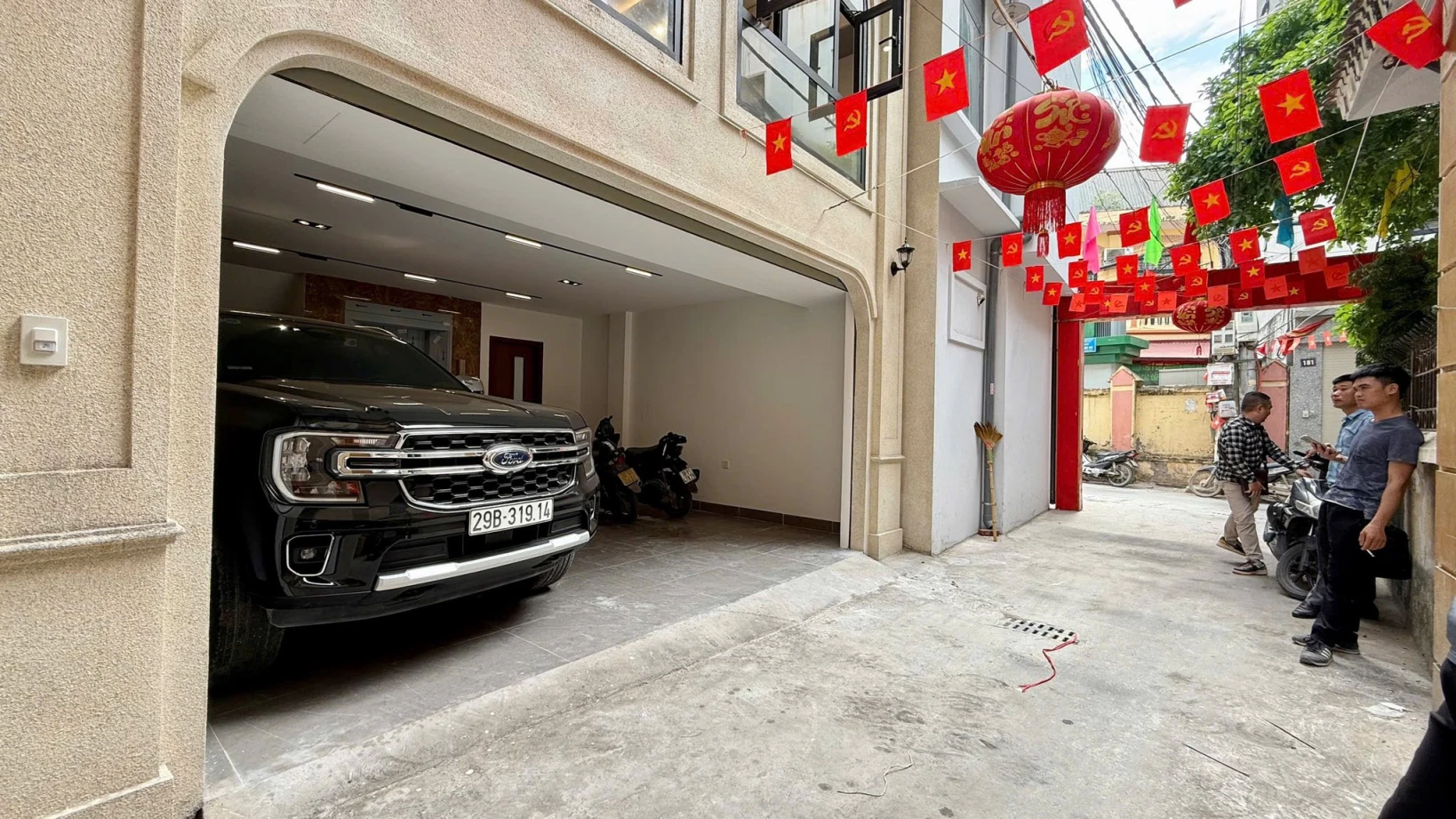 NHÀ ĐẸP, PHỐ ĐỖ NHUẬN, XUÂN ĐỈNH, TỪ LIÊM-KD-Ô TÔ-TM: 40M X6T, MT 5,5M, GIÁ 16 TỶ.