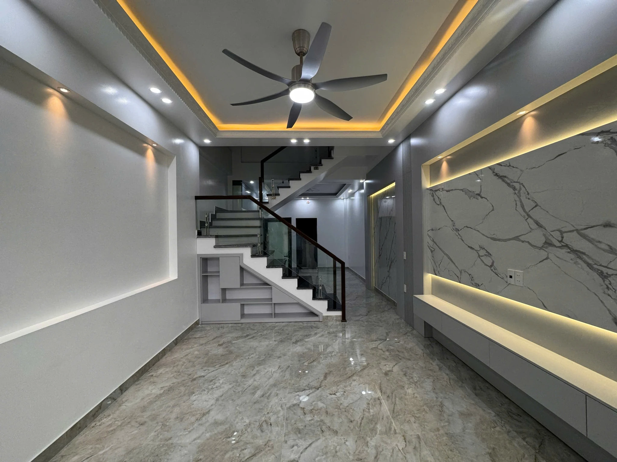 🏡 Nhà mới 4 tầng Phương Lưu – Sổ đỏ trao tay, dọn về ở ngay chỉ 3.65 tỷ!