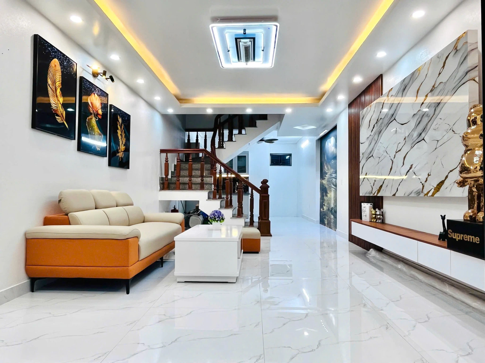 CHỦ CHUYỂN CÔNG TÁC - BÁN GẤP NHÀ 3 TẦNG ĐỘC LẬP NGAY AEON MALL - GIÁ CỰC "SỐC"!