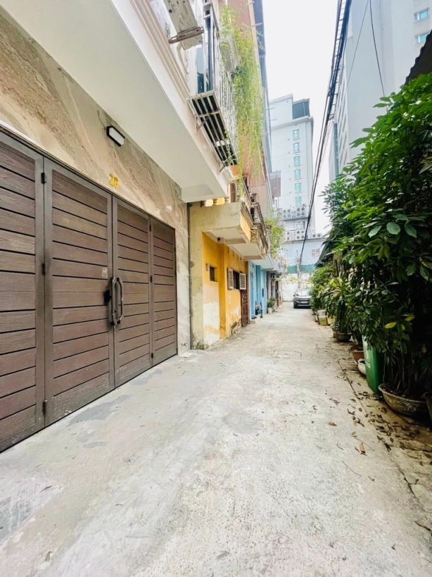 Bán nhà Trần Quang Diệu _ phân lô ô tô tránh, ngủ nhà_kccc_60m2_giá chào 27 tỷ