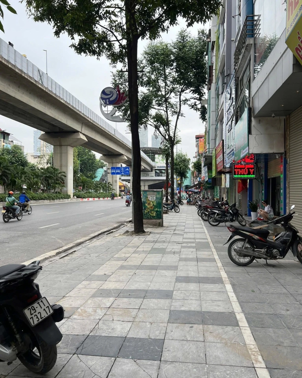 🔥 MẶT PHỐ QUANG TRUNG – KINH DOANH ĐỈNH – 5 TẦNG THANG MÁY , VỈA HÈ 5M