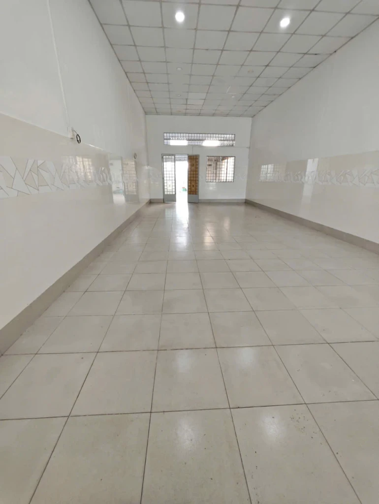 128. cho thuê nhà 12 triệu mặt tiền đường Võ Văn Kiệt