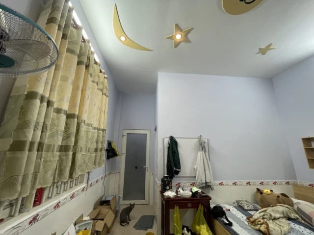 Bán nhà 2 Tầng 200m²,SHR thô cư,đường 2 ô tô thông,gần BigC GO Dĩ An
