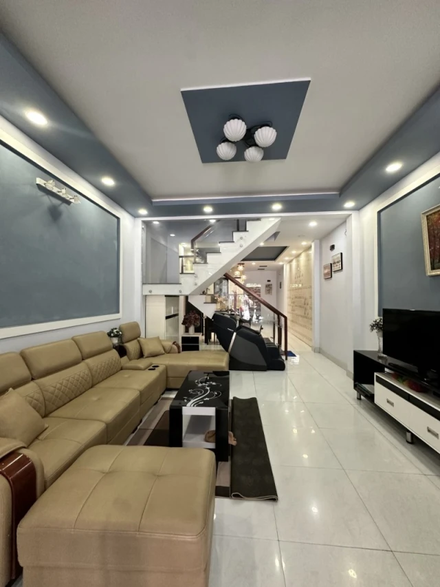 Bán nhà ĐẸP 2 Tầng MẶT TIỀN kinh doanh đường Lê Văn Tách (Bà Giang)