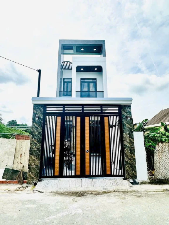 Bán Gấp Nhà Mới Xây – Thiết Kế Hiện Đại – Thủ Dầu Một - Khu Phố An Ninh