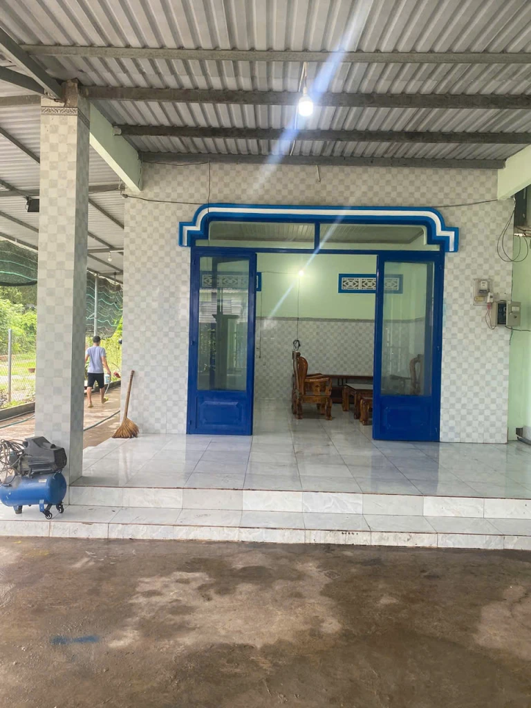 Bán nhà cấp 4 + 4 phòng trọ cho thuê Uyên Hưng, TP. Tân Uyên, Bình Dương