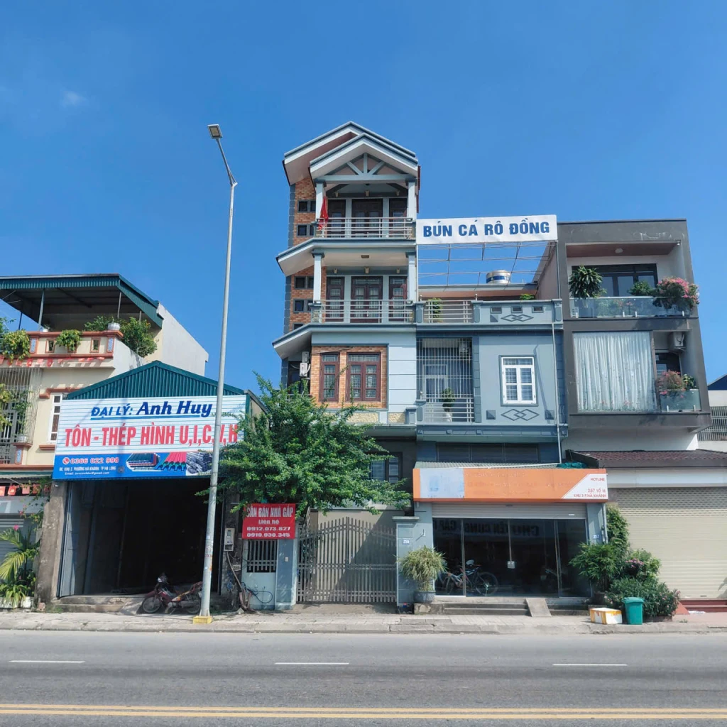 Tôi cần bán gấp nhà 5 tầng mặt đường Trần Phú - Hà Khánh, Hạ Long, Quảng Ninh. 0919.930.345