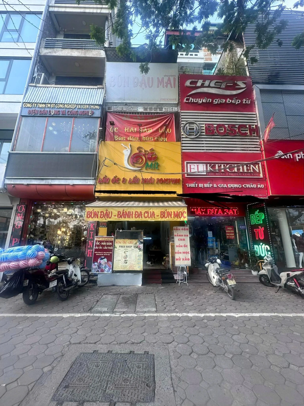 CHO THUÊ MẶT BẰNG KINH DOANH CỰC ĐẸP TẠI HOÀNG QUỐC VIỆT, HÀ NỘI