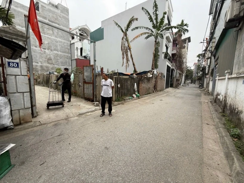 Bán đất ngõ 293 Ngọc Thuỵ 40m x 3,8m oto đỗ cửa tặng GPXD hơn 5t còn tl.