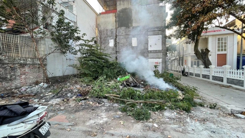 Bán đất ngọc thuỵ 186m, lô góc mặt tiền quyền lực kinh doanh, chia lô. Hiếm !