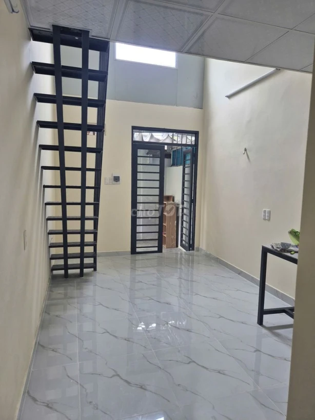 Cho thuê phòng 25m2 mặt tiền đường 28 - Phường An Nhơn.