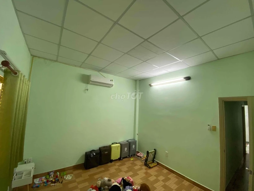 PHÒNG TRỐNG TẦNG 2 – QUẬN 10