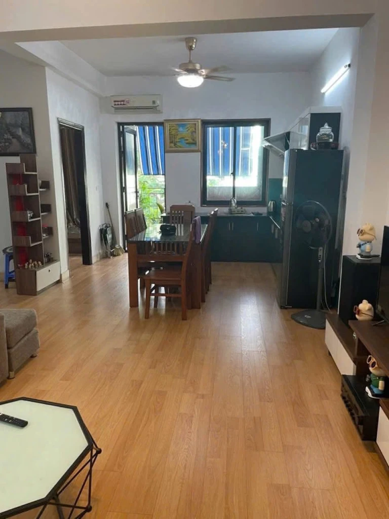 CHO THUÊ CHUNG CƯ P11 KĐT VIỆT HƯNG