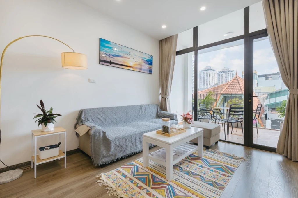 CHO THUÊ CĂN HỘ CAO CẤP – TÔ NGỌC VÂN, TÂY HỒ