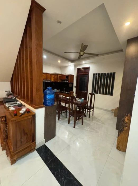 Cho thuê nhà nguyên căn full nội thất đẹp