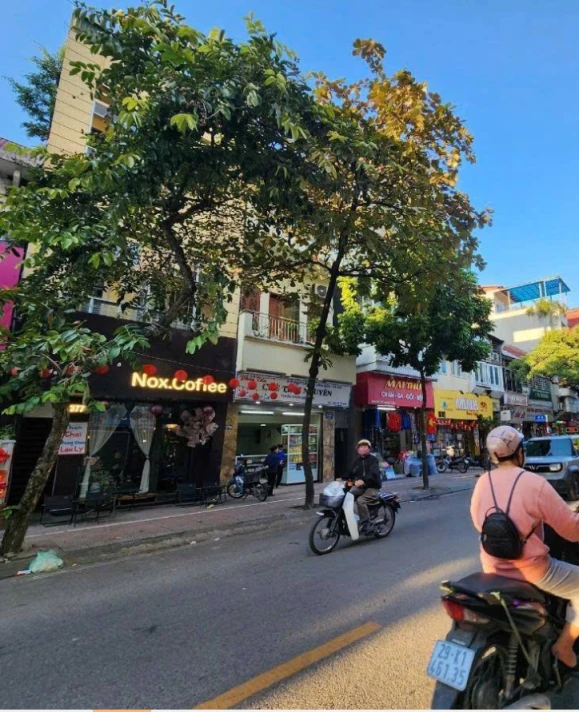 CHO THUÊ MBKD HOẶC SANG NHƯỢNG NHÀ NGUYÊN CĂN MẶT PHỐ NGỌC LÂM - LONG BIÊN