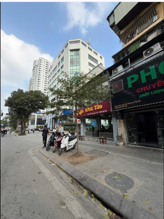 Nói thật nhưng chắc các bác không tin giá thuê rẻ  Mặt Phố 🍀Láng Hạ🍀khu víp cạnh toà ăn uống