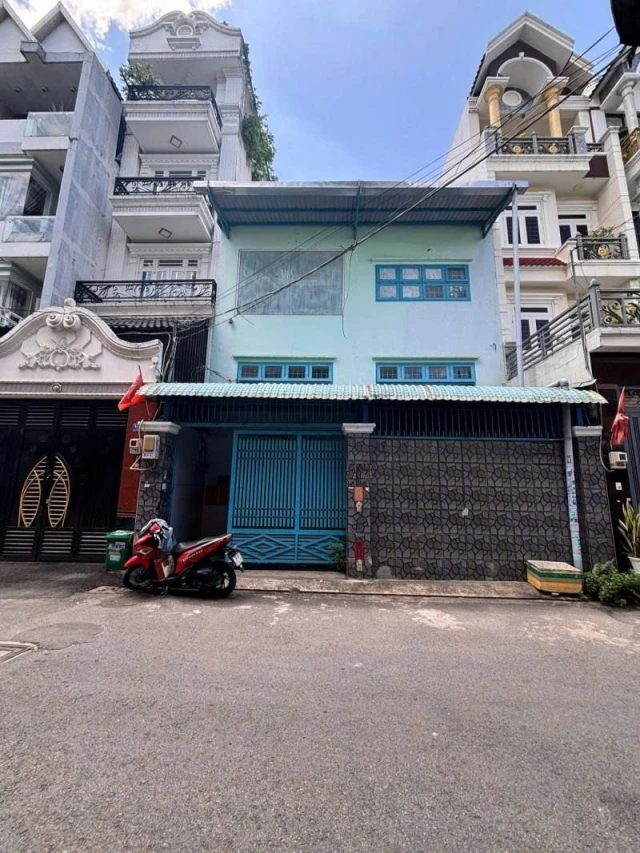 Bán nhà MT Hẻm thông 10m Lê Văn Quới - ngay ngã tư Mã Lò, 8x20m, 2 Tầng cũ, 12,9 Tỷ.